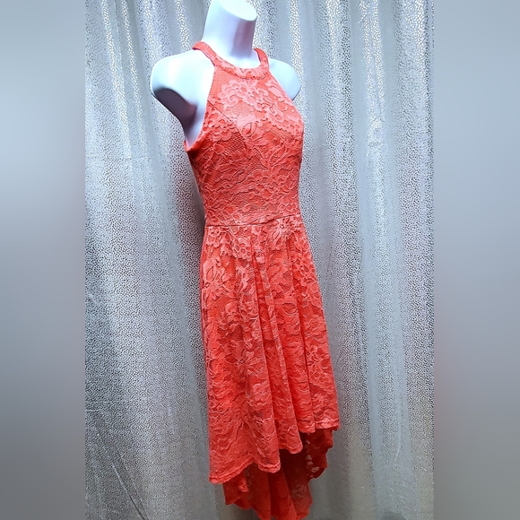 Lace Floral High-Low Dress - Picture 5 of 17